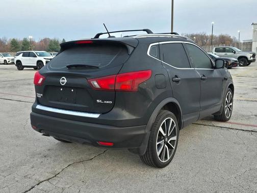 2017 Nissan Rogue Sport SL