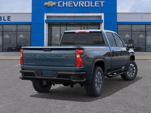Lakeshore Blue Metallic 2026 Chevrolet Silverado 2500 Custom