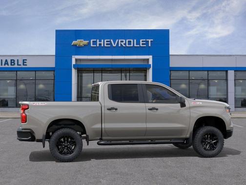 White Sands 2026 Chevrolet Silverado 1500 Custom Trail Boss