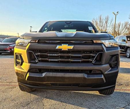 2024 Chevrolet Colorado WT