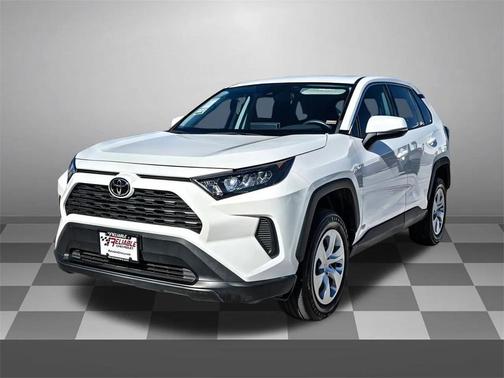 2022 Toyota RAV4 LE