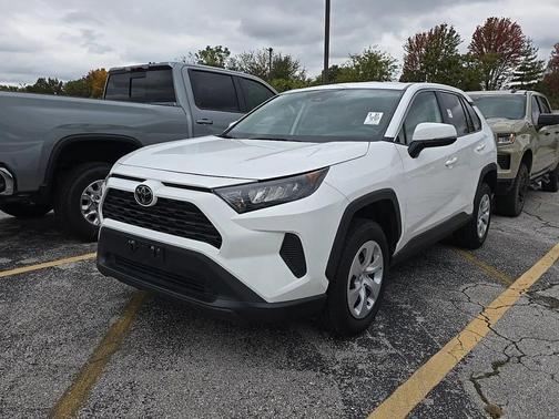 2022 Toyota RAV4 LE