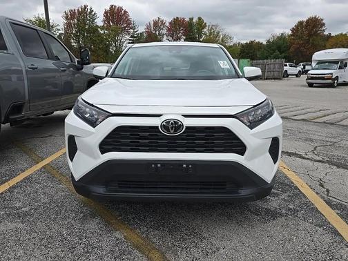 2022 Toyota RAV4 LE