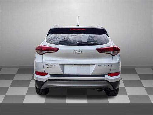 2016 Hyundai TUCSON Sport