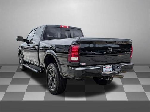 2018 RAM 2500 Laramie Crew Cab 4x4 6'4' Box