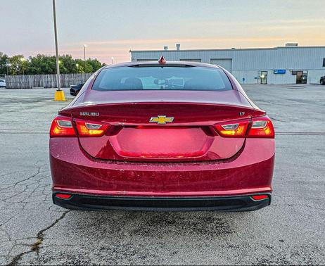 2017 Chevrolet Malibu 1LT