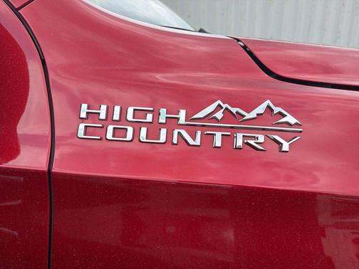 Radiant Red Tintcoat 2024 Chevrolet Suburban 4WD High Country