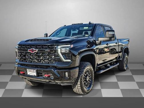 2025 Chevrolet Silverado 2500 4WD Crew Cab Standard Bed ZR2