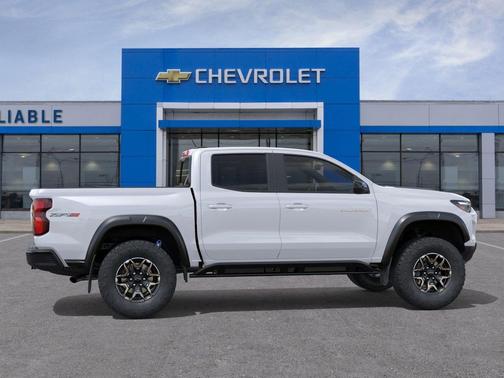 Summit White 2026 Chevrolet Colorado ZR2