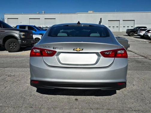 2017 Chevrolet Malibu 1LS