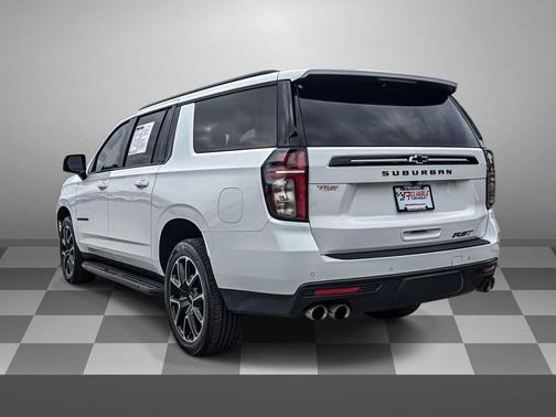 Summit White 2024 Chevrolet Suburban RST