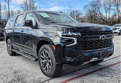 2023 Chevrolet Suburban 4WD Z71