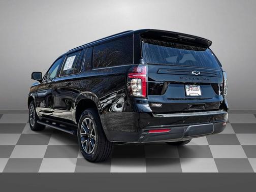 2023 Chevrolet Suburban 4WD Z71