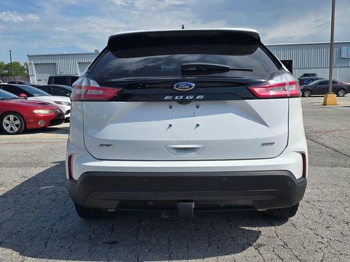 Oxford White 2022 Ford Edge SEL