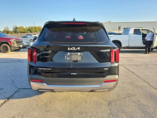2024 Kia Sorento S