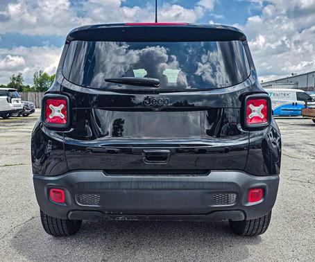 Black Clearcoat 2023 Jeep Renegade Altitude