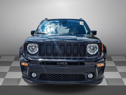 Black Clearcoat 2023 Jeep Renegade Altitude