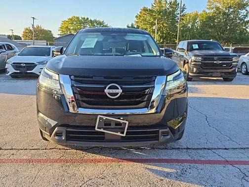2022 Nissan Pathfinder S 2WD