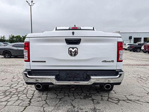 Bright White Clearcoat 2023 RAM 1500 Big Horn/Lone Star