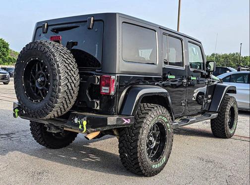 Black Clearcoat 2017 Jeep Wrangler Unlimited Sahara
