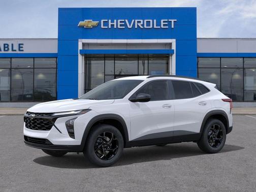 Summit White 2026 Chevrolet Trax LT