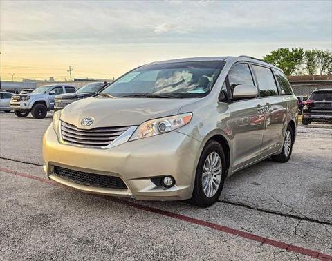 2015 Toyota Sienna XLE