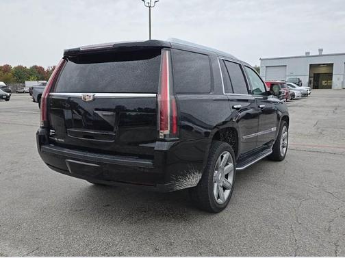 2016 Cadillac Escalade Luxury