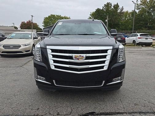 2016 Cadillac Escalade Luxury