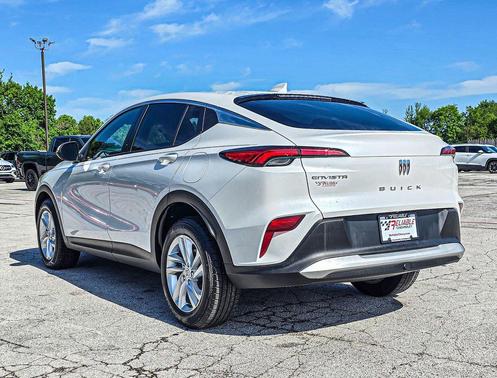 White Frost Tricoat 2024 Buick Envista Preferred FWD