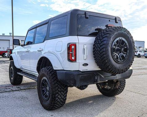 Oxford White 2022 Ford Bronco Wildtrak