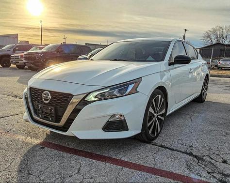 2020 Nissan Altima SR FWD