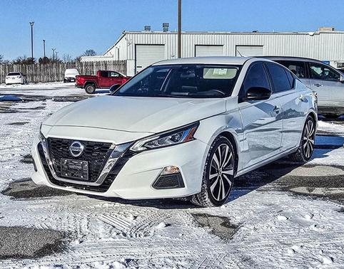 2020 Nissan Altima SR FWD