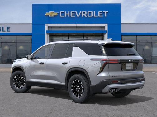 Sterling Gray Metallic 2026 Chevrolet Traverse AWD Z71