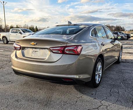 2022 Chevrolet Malibu FWD LT