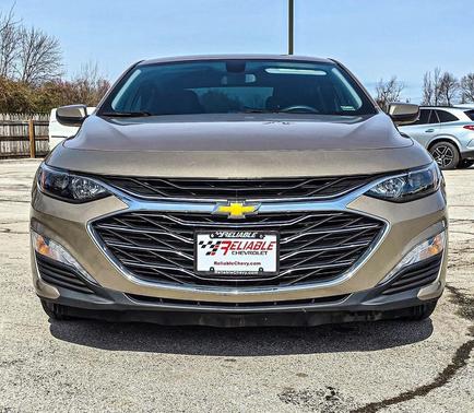2022 Chevrolet Malibu FWD LT