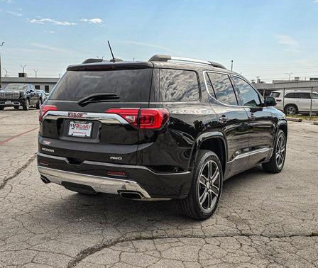 2019 GMC Acadia Denali