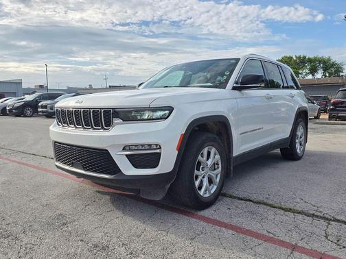 Bright White Clearcoat 2023 Jeep Grand Cherokee Limited