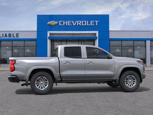 Sterling Gray Metallic 2026 Chevrolet Colorado LT