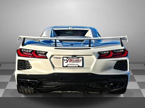2023 Chevrolet Corvette Stingray w/2LT