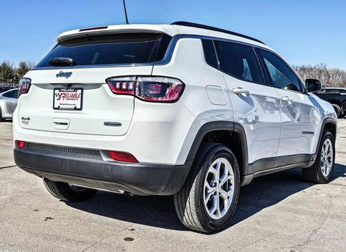 2024 Jeep Compass Latitude