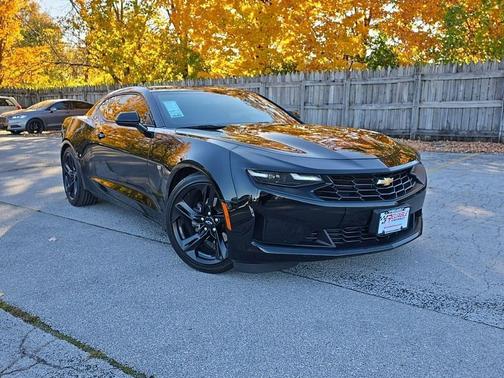 Black 2020 Chevrolet Camaro 1LT