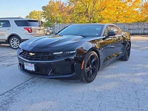 Black 2020 Chevrolet Camaro 1LT
