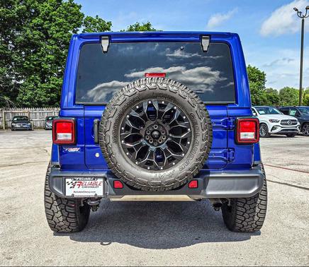 Ocean Blue Metallic Clearcoat 2020 Jeep Wrangler Unlimited Sahara
