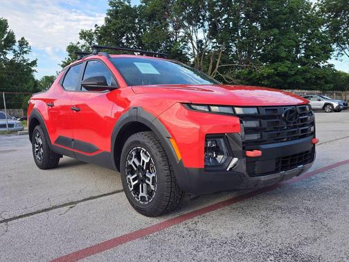 Canyon Red 2025 Hyundai SANTA CRUZ XRT