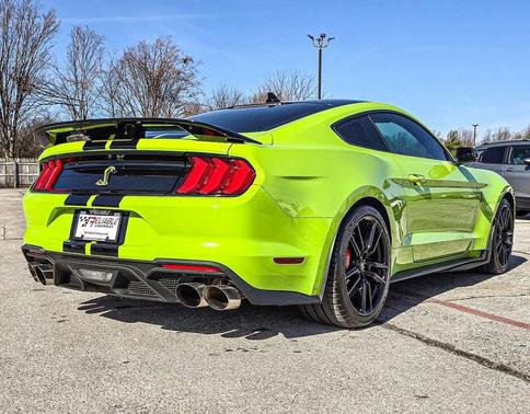 2020 Ford Shelby GT500 Base