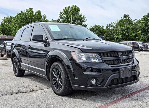 Pitch Black Clearcoat 2019 Dodge Journey SE