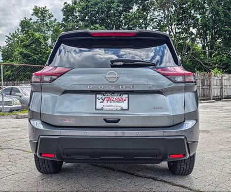Gun Metallic 2025 Nissan Rogue SV