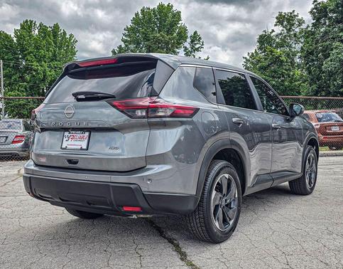 Gun Metallic 2025 Nissan Rogue SV