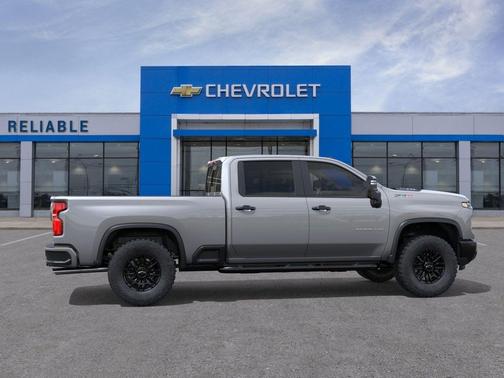 Sterling Gray Metallic 2026 Chevrolet Silverado 2500 Crew Cab, Standard Bed, XR2, 4WD