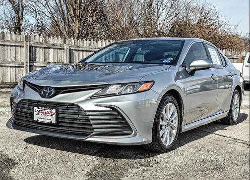2024 Toyota Camry LE